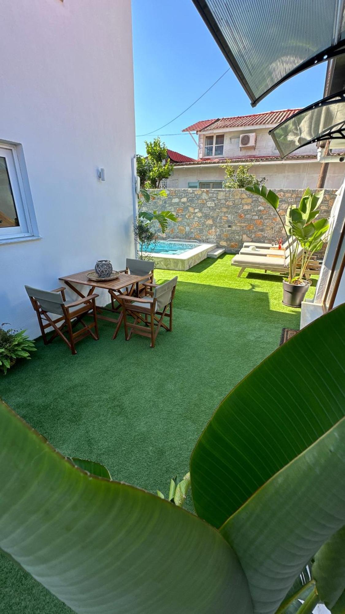 Del Sol Suites Skiathos-stad Buitenkant foto