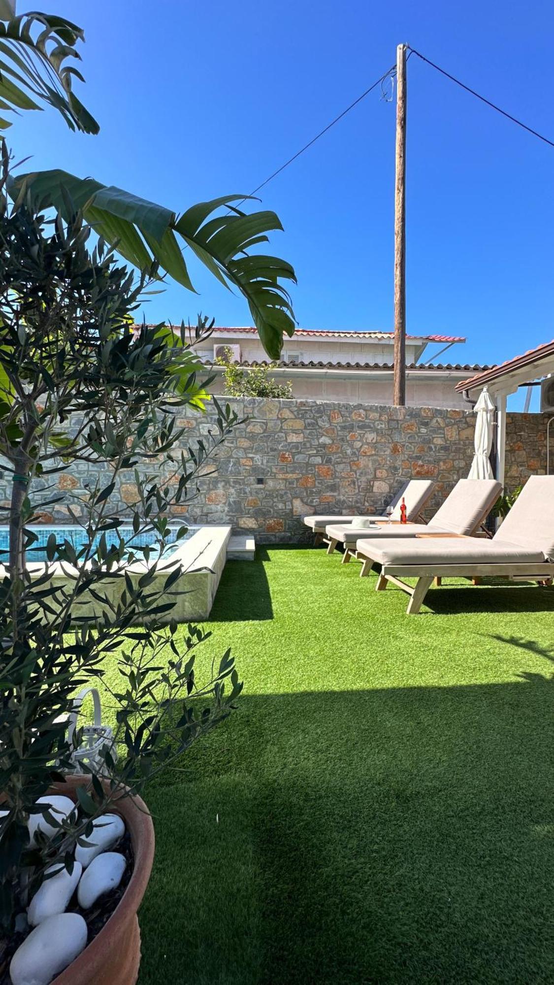 Del Sol Suites Skiathos-stad Buitenkant foto