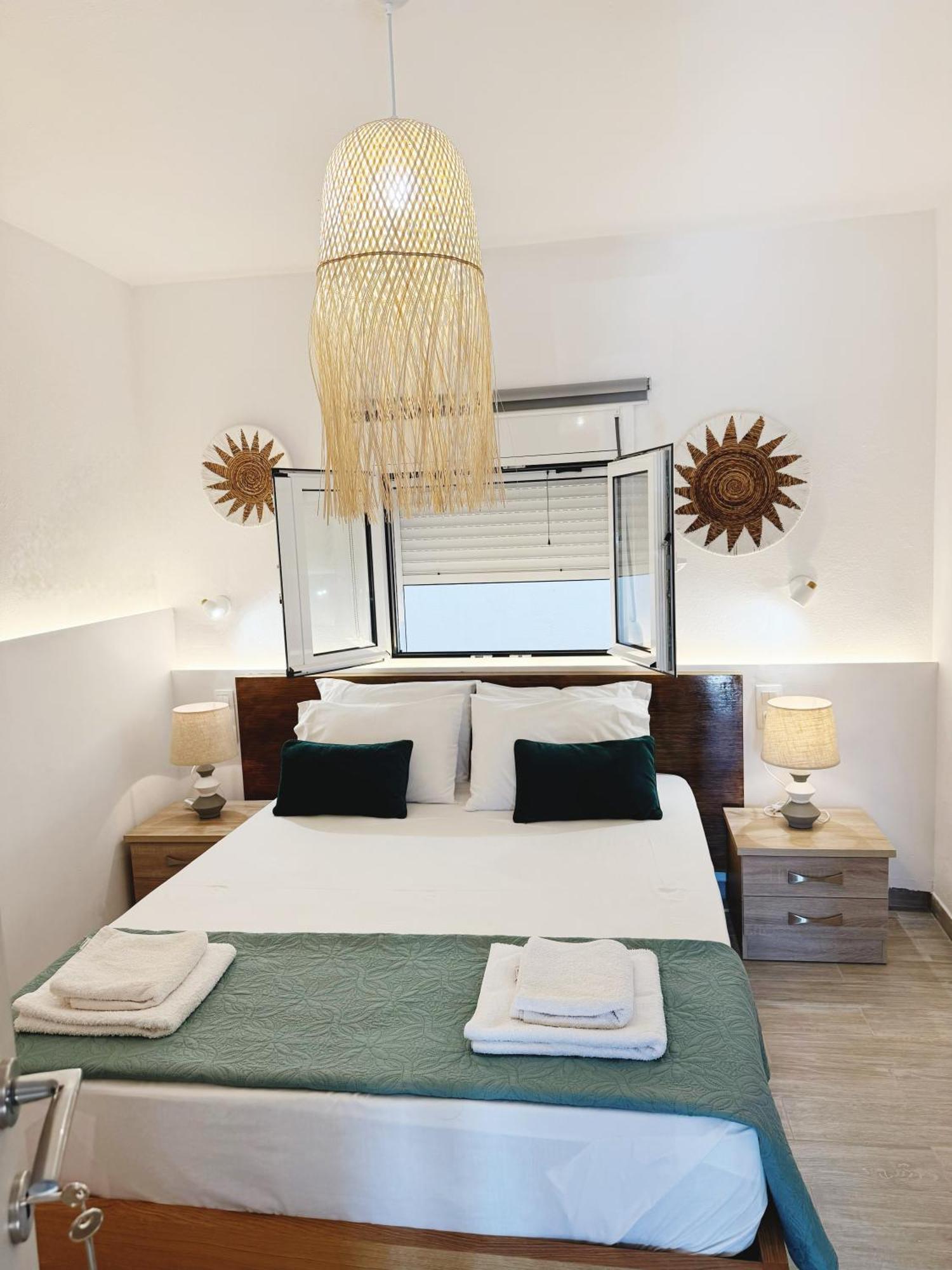 Del Sol Suites Skiathos-stad Buitenkant foto